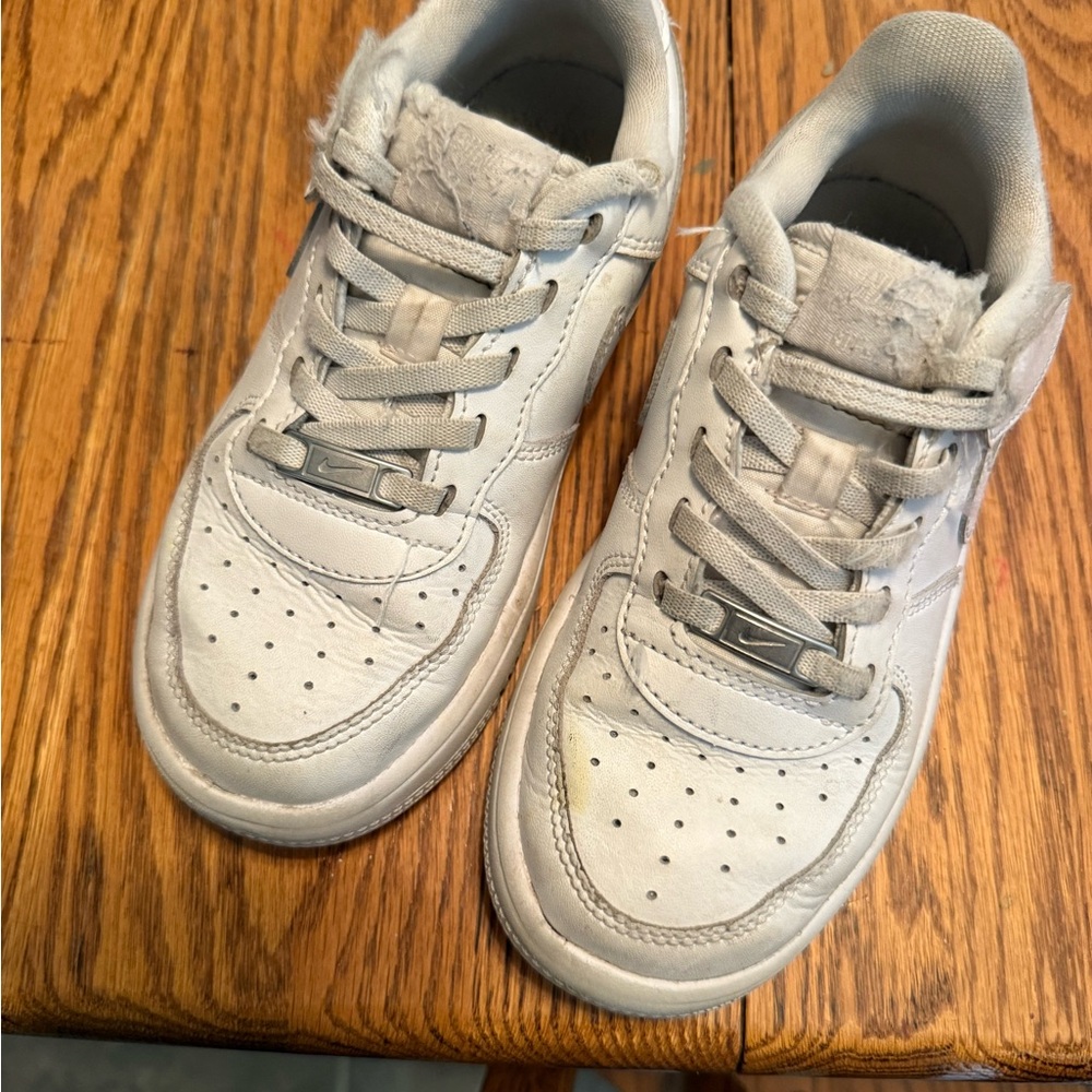 Kids White Nike Air Force one Sneakers